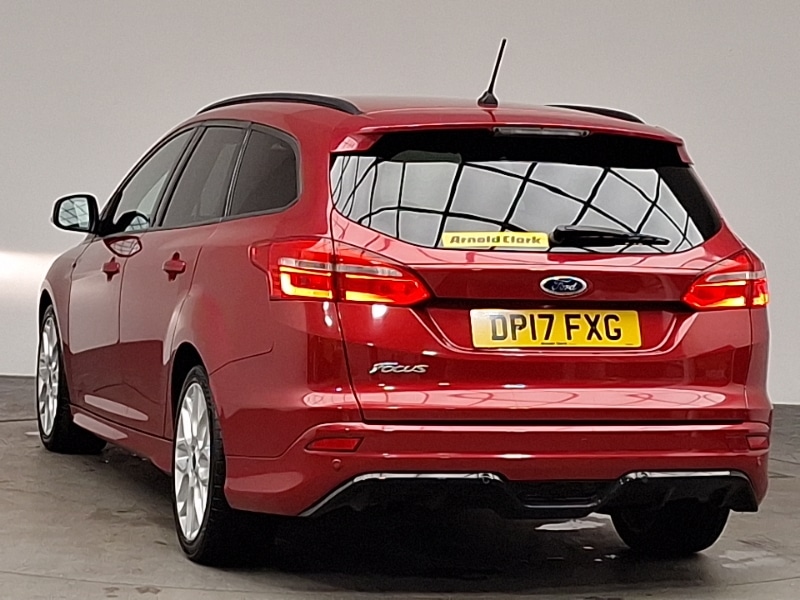 Used Ford Focus 2017 for sale - 76924902: Photo 3