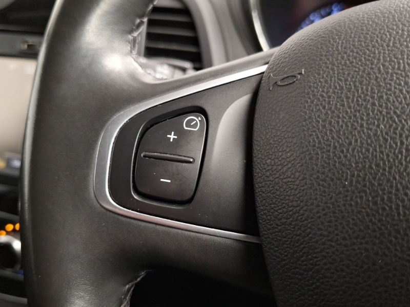 Used Renault Captur 2017 for sale - 77338192: Photo 16