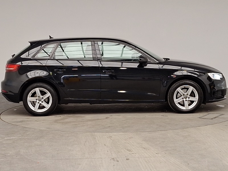 Used Audi A3 2017 for sale - 77304238: Photo 4