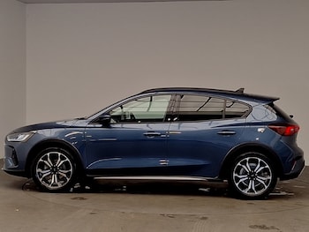 Used Ford Focus 2022 for sale - 75893850: Photo