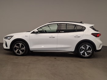 Used Ford Focus 2023 for sale - 79452135: Photo