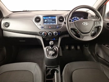 Used Hyundai i10 2019 for sale - 78877162: Photo