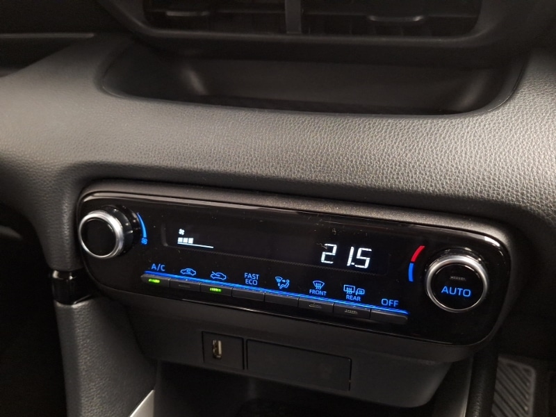 Used Toyota Yaris 2022 for sale - 78006239: Photo 13