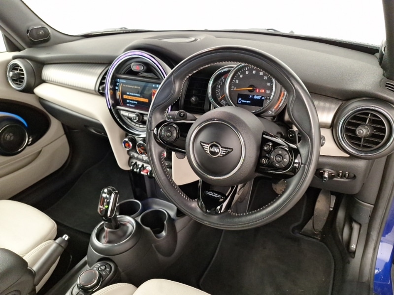 Used MINI Convertible 2018 for sale - 78099278: Photo 2