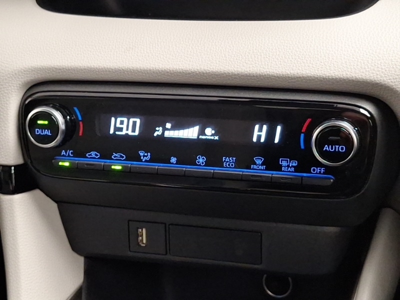 Used Toyota Yaris 2023 for sale - 77252074: Photo 16