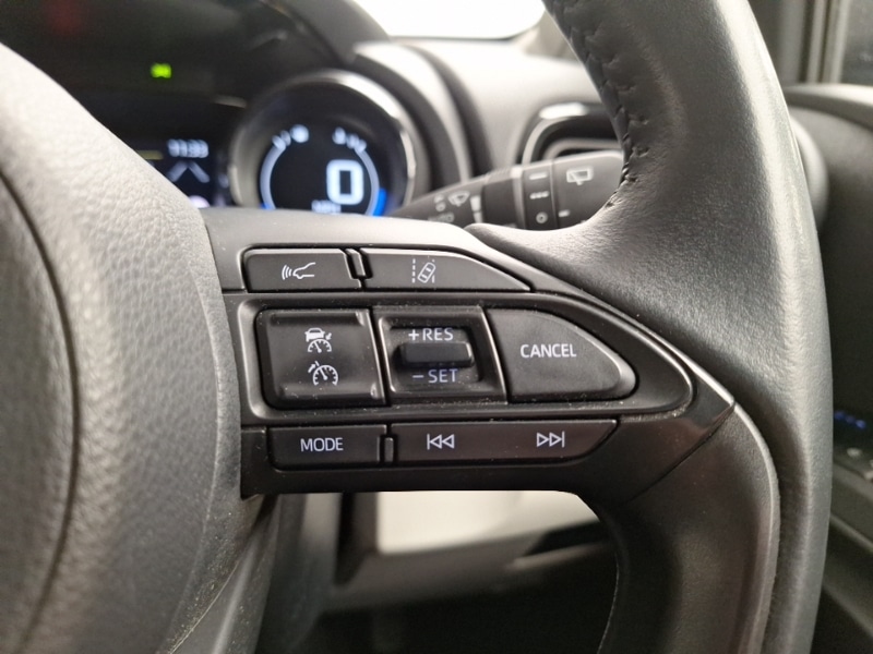 Used Toyota Yaris 2023 for sale - 77252074: Photo 18