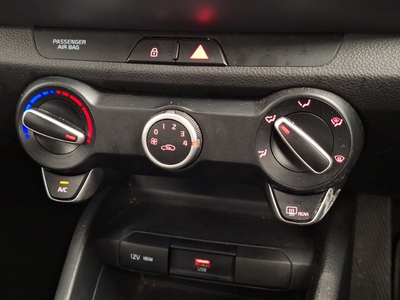 Used Kia Stonic 2024 for sale - 77392908: Photo 13