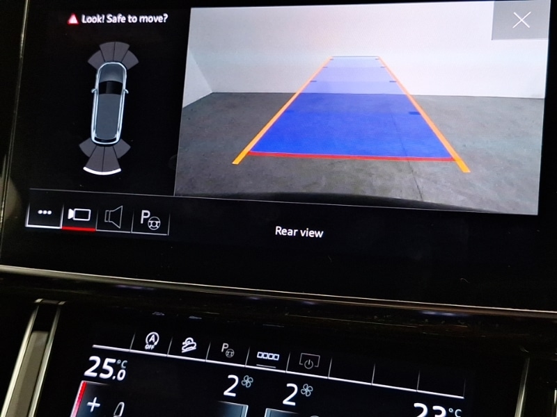 Used Audi Q7 2022 for sale - 77223723: Photo 12