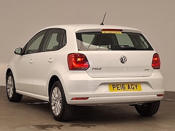 Used Volkswagen Polo 2016 for sale - 75547201: Photo