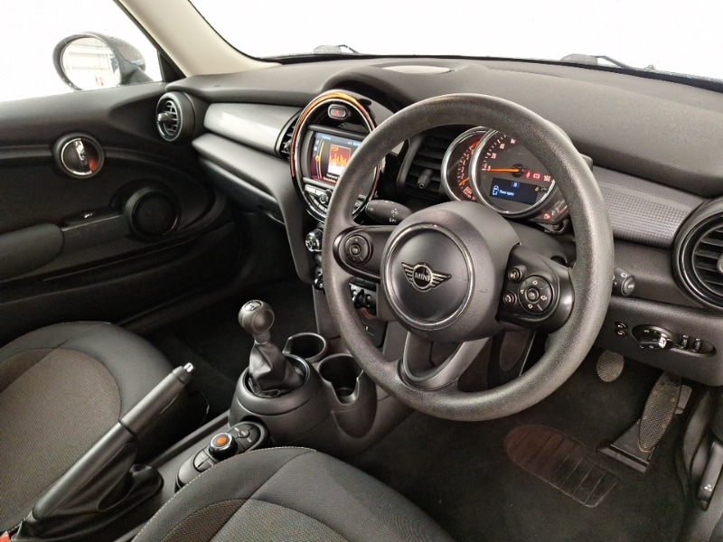 Used MINI Hatch 2019 for sale - 77987848: Photo 11