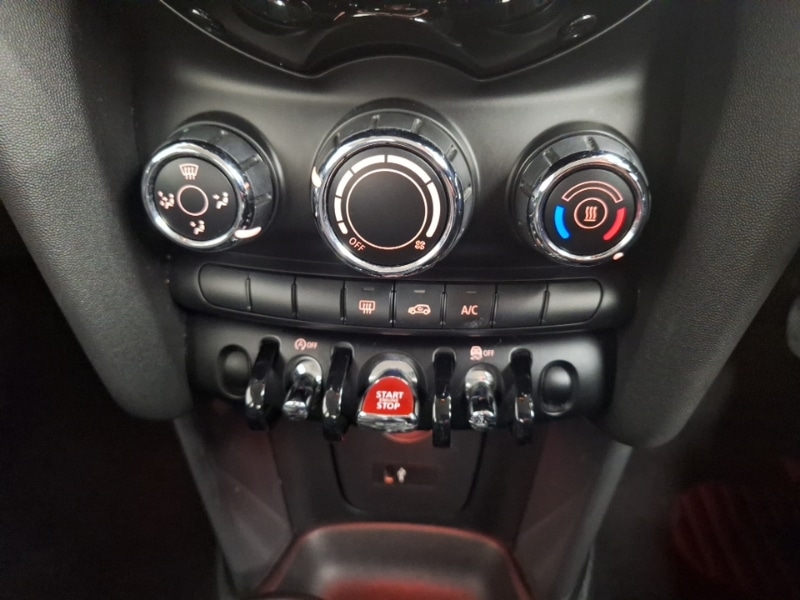 Used MINI Hatch 2019 for sale - 77987848: Photo 12