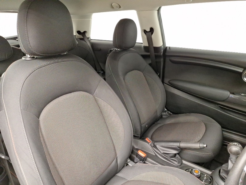 Used MINI Hatch 2019 for sale - 77987848: Photo 19