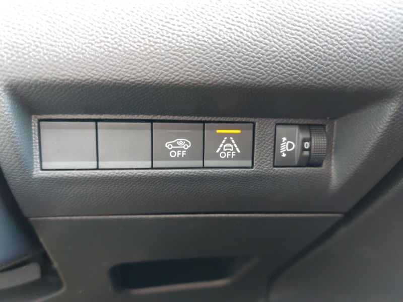 Used Peugeot 208 2020 for sale - 76556244: Photo 13