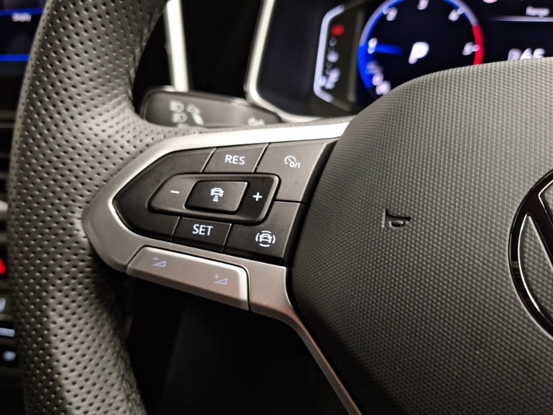 Used Volkswagen T-Roc 2025 for sale - 77299955: Photo 17