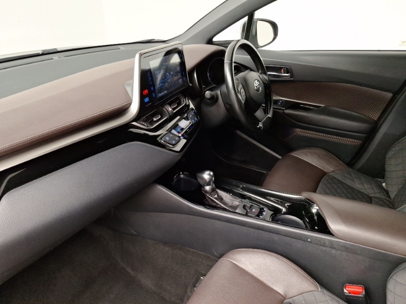 Used Toyota C-HR 2017 for sale - 77518216: Photo 5