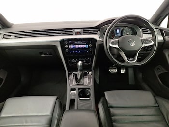Used Volkswagen Passat 2022 for sale - 75808286: Photo