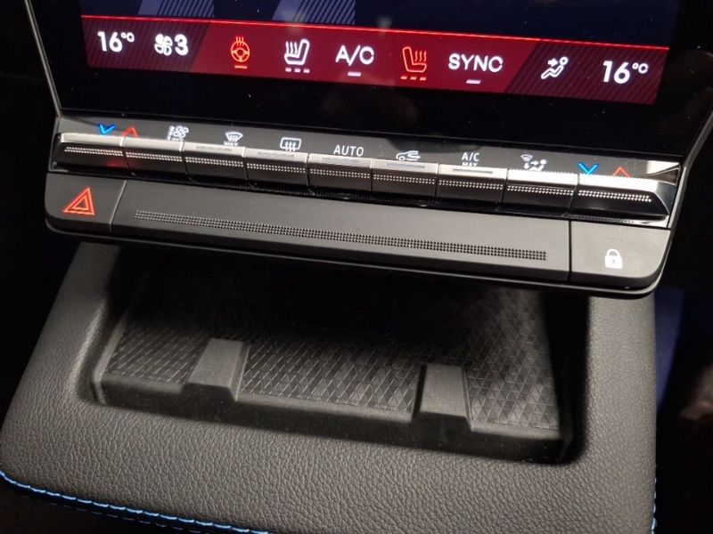 Used Renault Scenic E-Tech 2024 for sale - 76455957: Photo 15