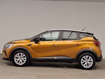Used Renault Captur 2021 for sale - 74609979: Photo