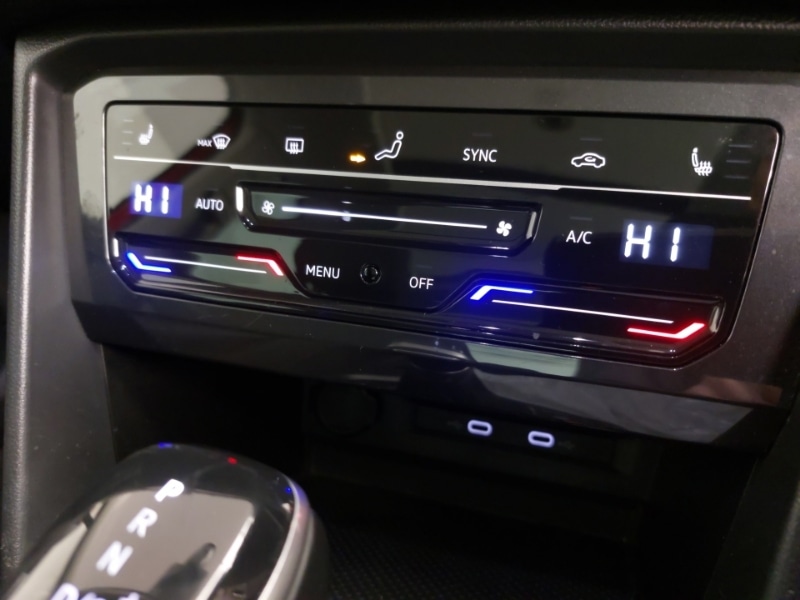 Used Volkswagen Tiguan 2021 for sale - 76187733: Photo 16
