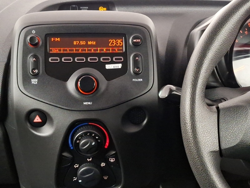 Used Toyota AYGO 2015 for sale - 76880066: Photo 10