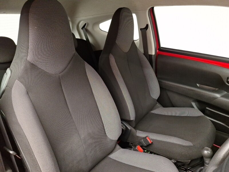 Used Toyota AYGO 2015 for sale - 76880066: Photo 17