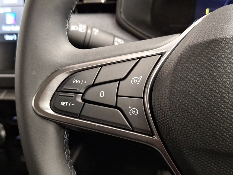 Used Renault Clio 2024 for sale - 77228686: Photo 17