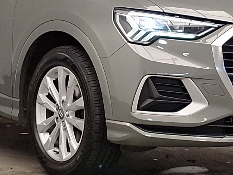 Used Audi Q3 2020 for sale - 76860277: Photo 9