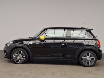 Used MINI Hatch 2020 for sale - 79433075: Photo