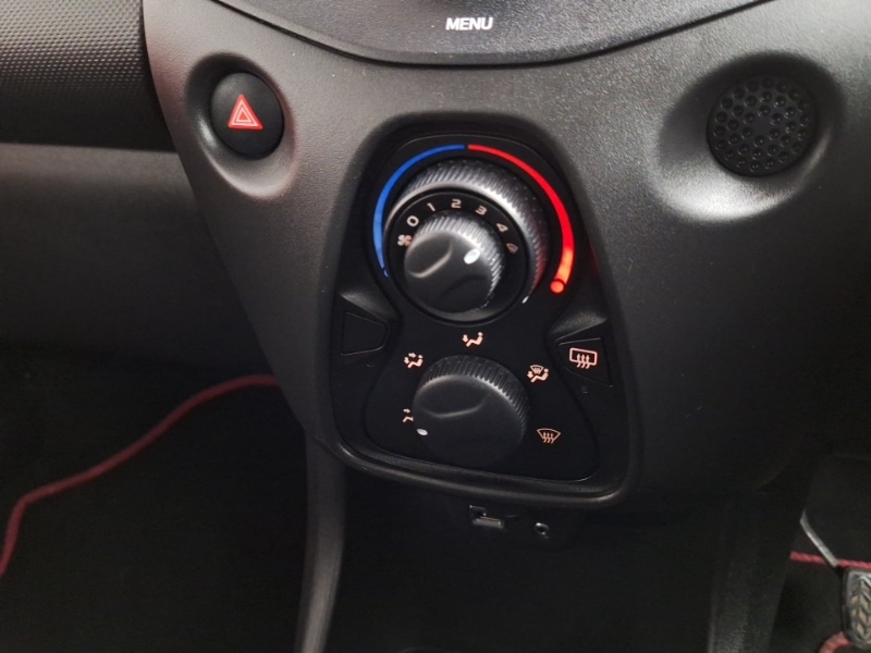 Used Toyota AYGO 2015 for sale - 77057066: Photo 12