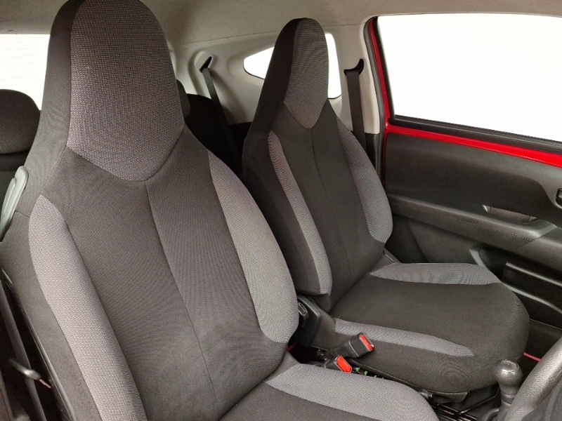 Used Toyota AYGO 2015 for sale - 77057066: Photo 17