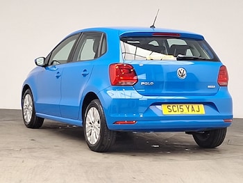 Used Volkswagen Polo 2015 for sale - 79327447: Photo