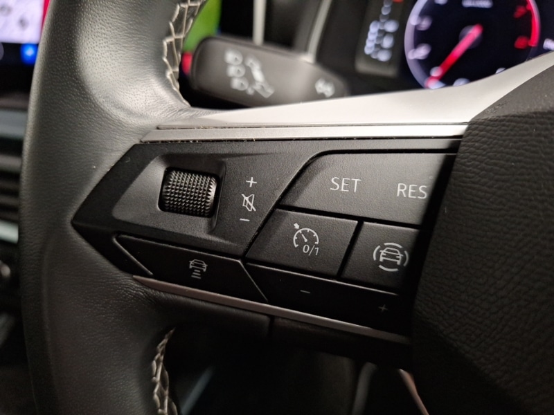 Used SEAT Arona 2023 for sale - 76465186: Photo 17