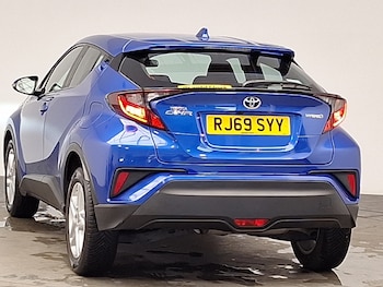 Used Toyota C-HR 2020 for sale - 77992802: Photo