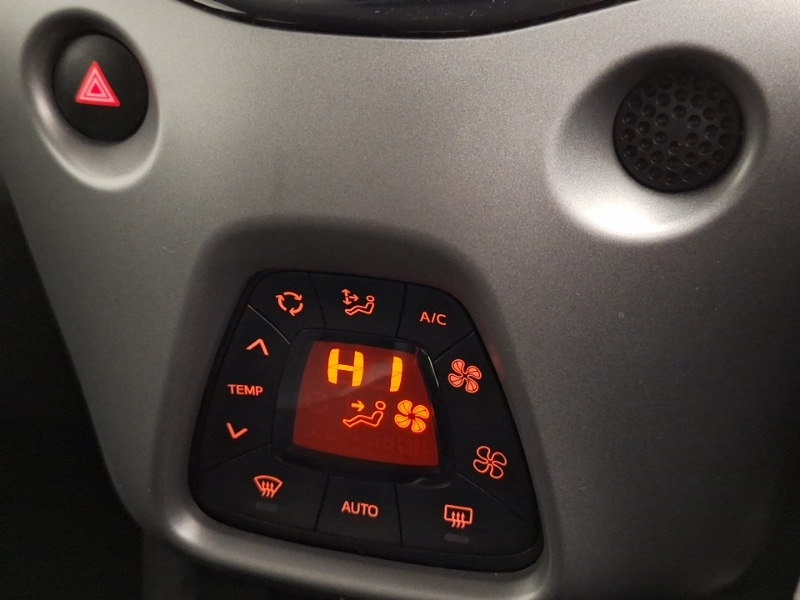 Used Toyota AYGO 2019 for sale - 77150204: Photo 14