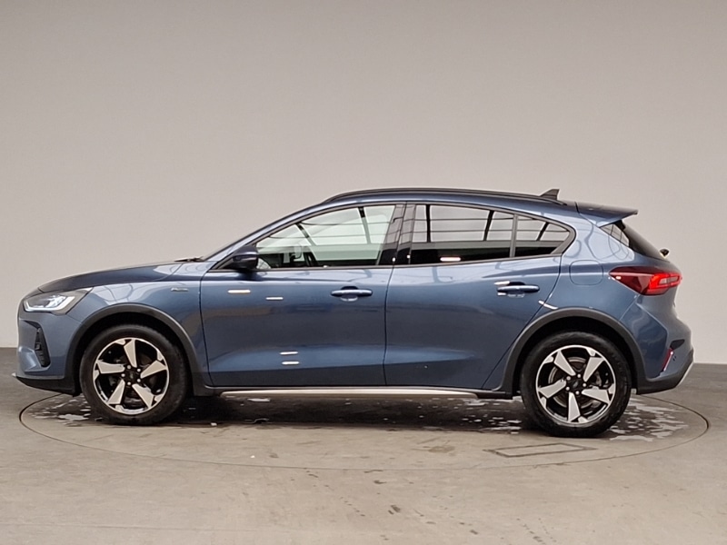 Used Ford Focus 2023 for sale - 77987858: Photo 4