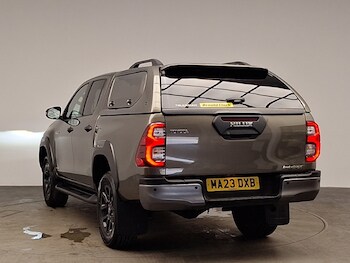 Used Toyota Hilux 2023 for sale - 78703980: Photo