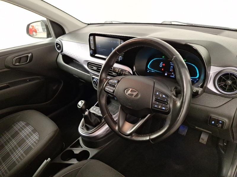 Used Hyundai i10 2023 for sale - 77070235: Photo 11