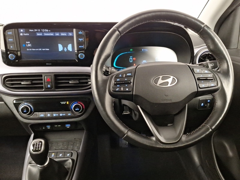 Used Hyundai i10 2023 for sale - 77070235: Photo 7