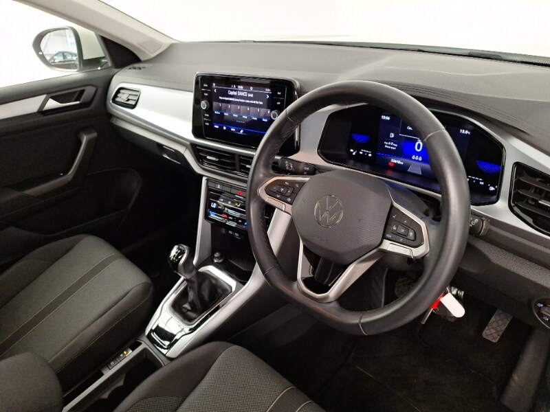 Used Volkswagen T-Roc 2022 for sale - 76325385: Photo 11