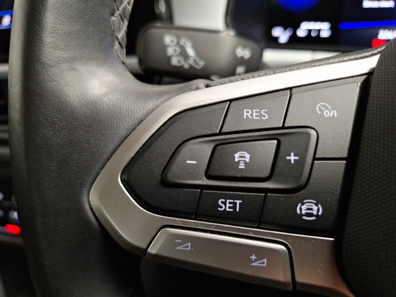 Used Volkswagen T-Roc 2022 for sale - 76325385: Photo 17