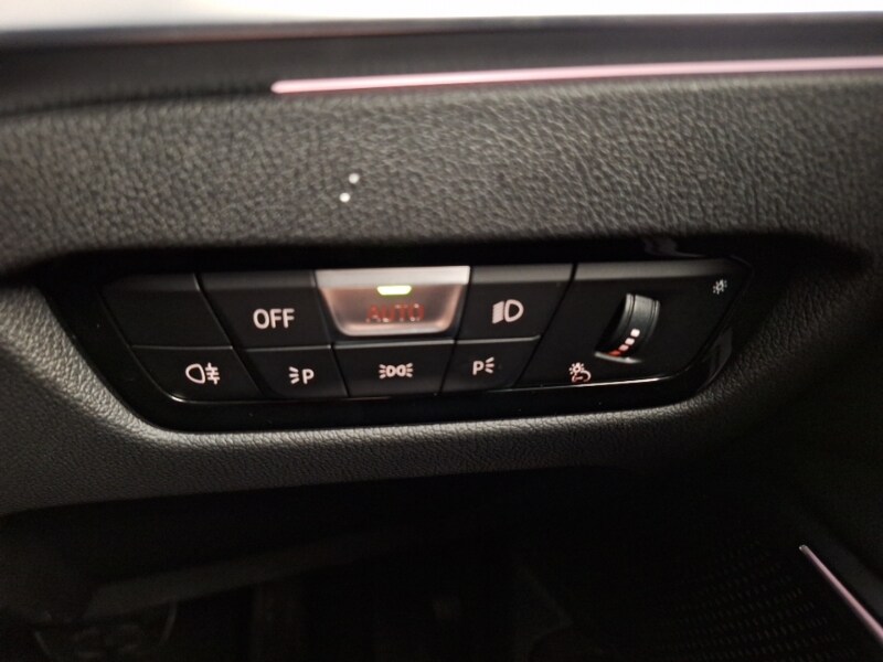 Used BMW 3 Series 2024 for sale - 77964216: Photo 19