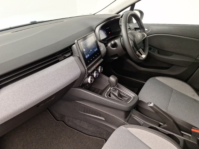 Used Renault Clio 2025 for sale - 77822985: Photo 5