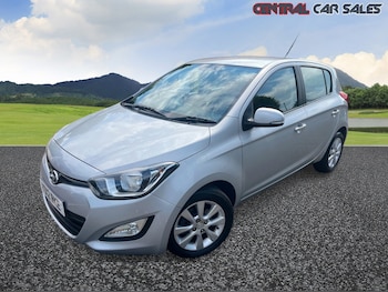 2012 (12) - 1.2 Active 5dr