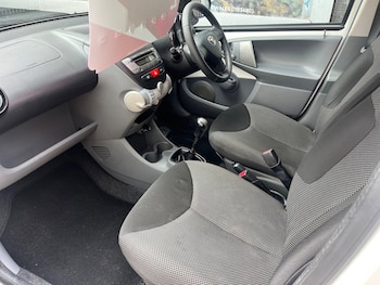 Used Toyota AYGO 2011 for sale - 75466669: Photo