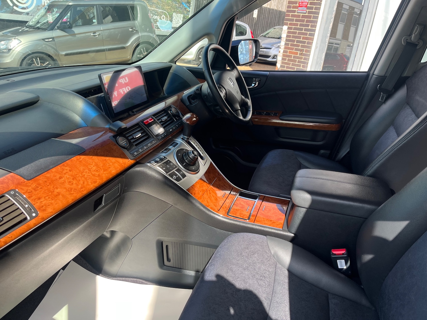 Used Honda Elysion 2023 for sale - 77960036: Photo 8