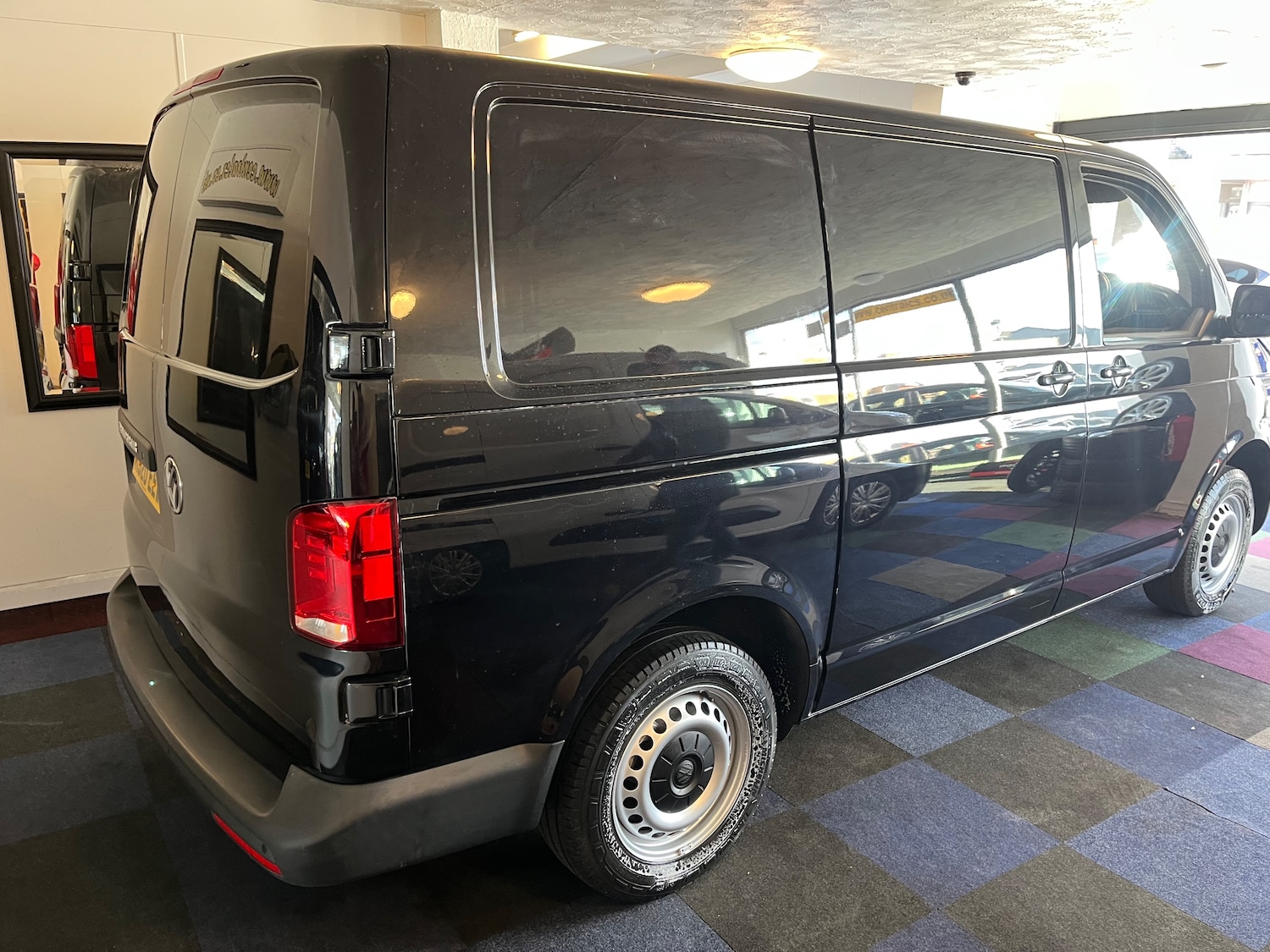 Used Volkswagen Transporter for sale - 78053659: Photo 6