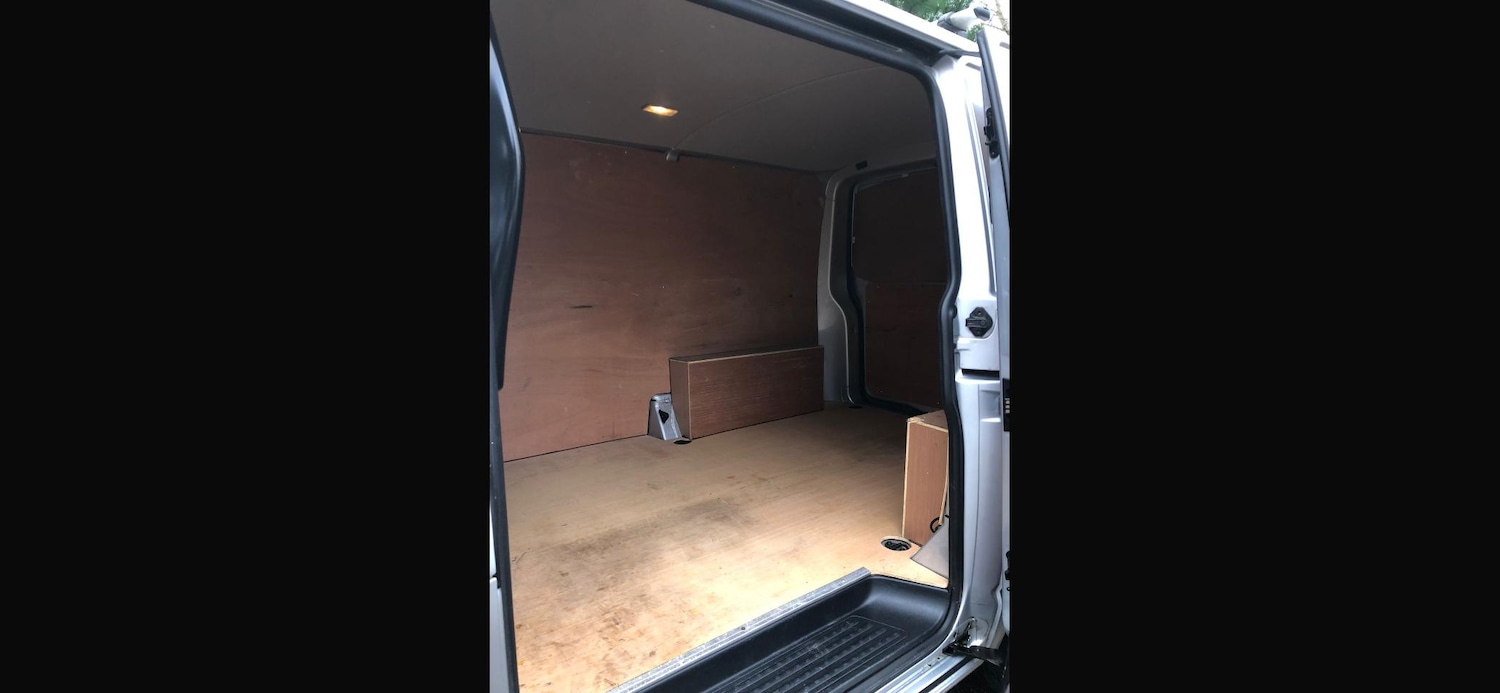 Used Volkswagen Transporter for sale - 77701473: Photo 9