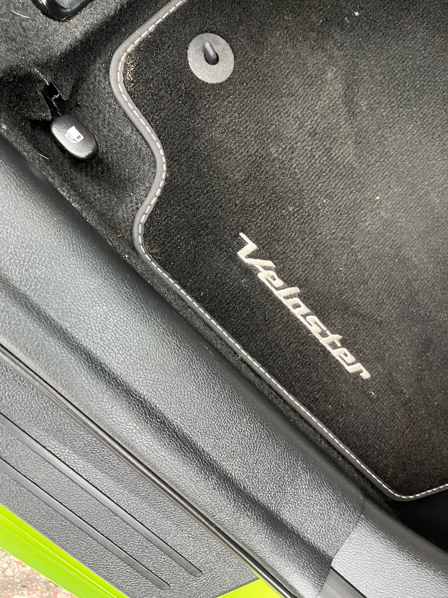 Used Hyundai Veloster 2012 for sale - 75982908: Photo 23