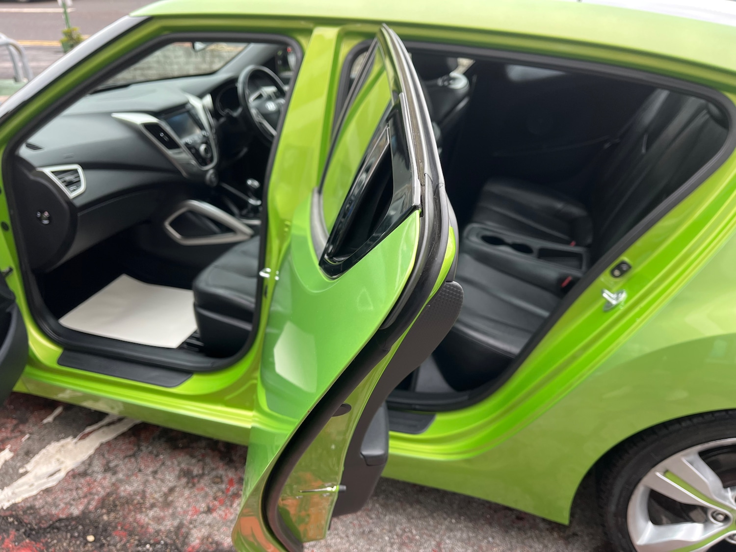 Used Hyundai Veloster 2012 for sale - 75982908: Photo 7