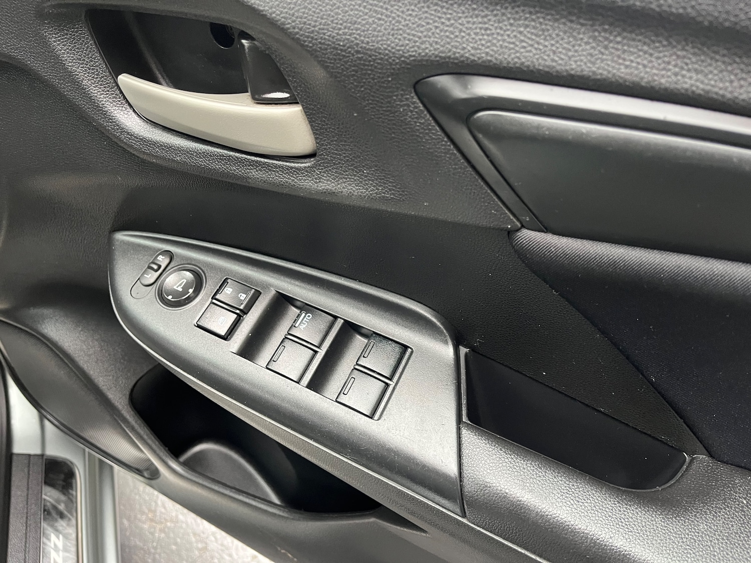 Used Honda Jazz 2017 for sale - 76739356: Photo 5